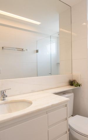 Apartamento à venda com 128m², 2 quartos e 2 vagas Apartamento à venda com 128m², 2 quartos e 2 vagasBanheiro