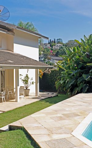 Casa de condomínio à venda com 820m², 4 quartos e 4 vagasPiscina