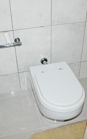 Casa de condomínio à venda com 820m², 4 quartos e 4 vagasBanheiro 2