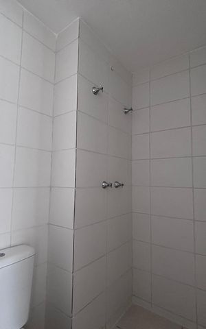Apartamento à venda com 53m², 2 quartos e 1 vaga Apartamento à venda com 53m², 2 quartos e 1 vagaBanheiro do Quarto 1