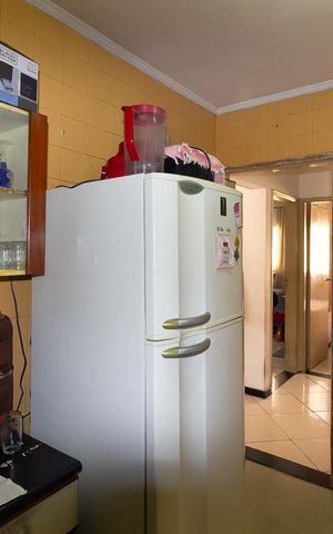 Casa à venda com 90m², 2 quartos e 1 vaga Casa à venda com 90m², 2 quartos e 1 vagaCozinha