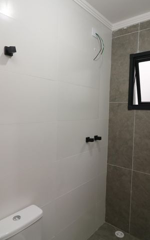 Casa à venda com 119m², 3 quartos e 2 vagasBanheiro da Suíte