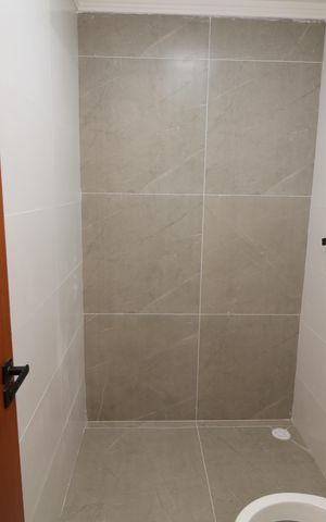 Casa à venda com 119m², 3 quartos e 2 vagasBanheiro