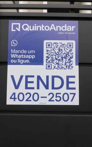 Casa à venda com 119m², 3 quartos e 2 vagasFachada