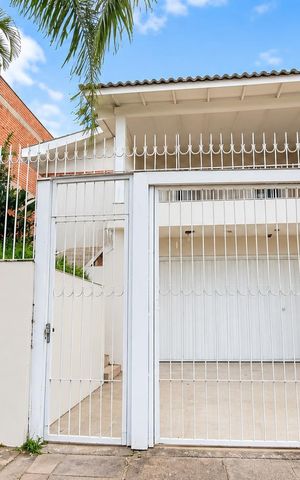 Casa para alugar com 180m², 3 quartos e 2 vagasFachada