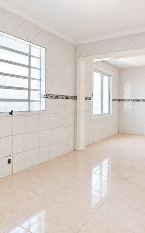 Casa para alugar com 180m², 3 quartos e 2 vagasCozinha