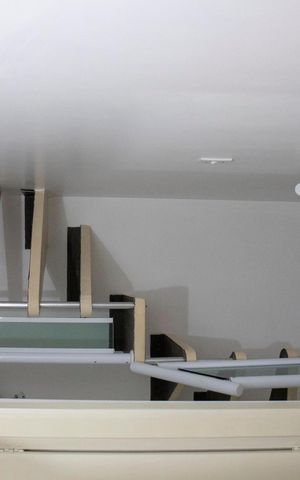 Casa à venda com 75m², 1 quarto e 1 vagaEscada