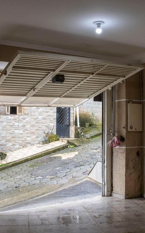 Casa à venda com 75m², 1 quarto e 1 vagaGaragem