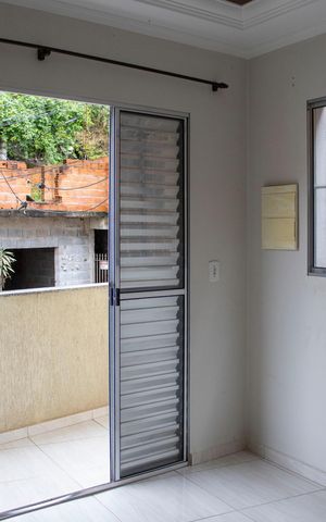 Casa à venda com 75m², 1 quarto e 1 vagaSala