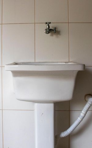 Casa à venda com 75m², 1 quarto e 1 vagaÁrea de Serviço