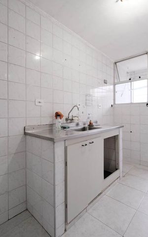 Apartamento à venda com 56m², 2 quartos e 1 vagaCozinha e Área de Serviço