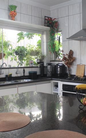 Casa para alugar com 500m², 4 quartos e 8 vagasCozinha