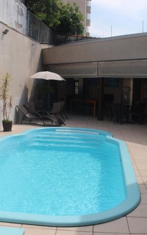 Casa para alugar com 500m², 4 quartos e 8 vagasQuintal