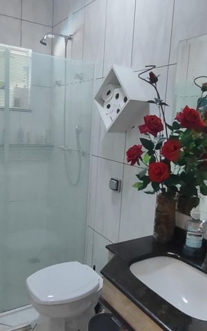 Casa para alugar com 500m², 4 quartos e 8 vagas Casa para alugar com 500m², 4 quartos e 8 vagasBanheiro da Suíte