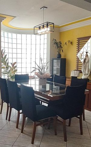 Casa para alugar com 500m², 4 quartos e 8 vagas Casa para alugar com 500m², 4 quartos e 8 vagasSala de Jantar