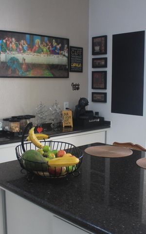 Casa para alugar com 500m², 4 quartos e 8 vagasCozinha