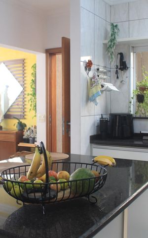 Casa para alugar com 500m², 4 quartos e 8 vagasCozinha
