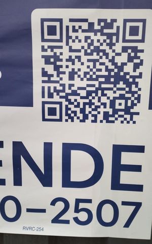 Casa à venda com 327m², 3 quartos e 2 vagas Casa à venda com 327m², 3 quartos e 2 vagasplaca instalada RVRC-254