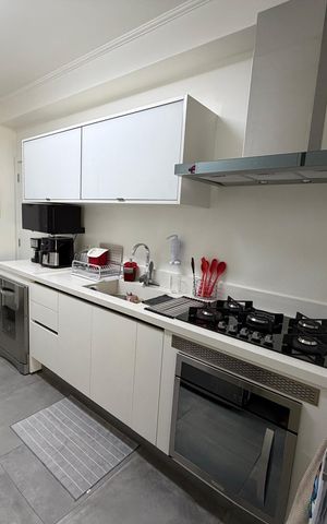Apartamento para alugar com 113m², 2 quartos e 2 vagas Apartamento para alugar com 113m², 2 quartos e 2 vagasCozinha