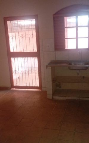 Casa à venda com 360m², 2 quartos e 5 vagasCasa 2 - Sala/Cozinha