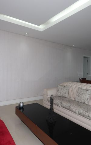 Apartamento para alugar com 156m², 3 quartos e 2 vagasSala