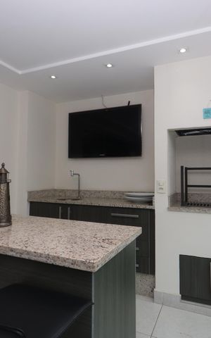 Apartamento para alugar com 156m², 3 quartos e 2 vagasVaranda