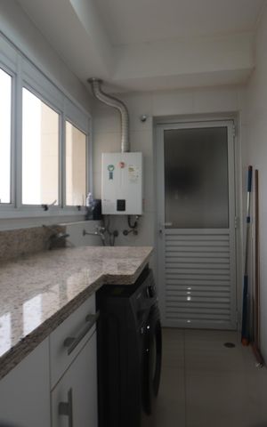 Apartamento para alugar com 156m², 3 quartos e 2 vagasLavanderia