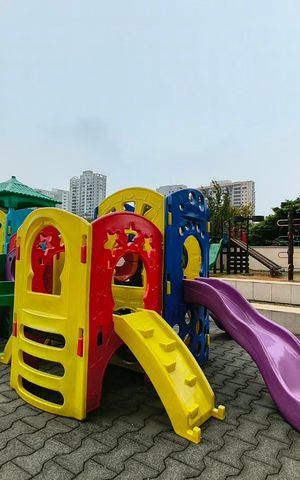 Apartamento para alugar com 156m², 3 quartos e 2 vagas Apartamento para alugar com 156m², 3 quartos e 2 vagasÁrea comum - Playground