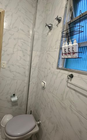 Apartamento para alugar com 55m², 1 quarto e sem vaga Apartamento para alugar com 55m², 1 quarto e sem vagaBanheiro