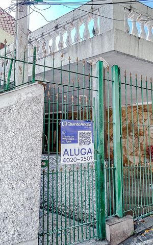 Casa para alugar com 60m², 1 quarto e sem vagaFachada com Plaquinha