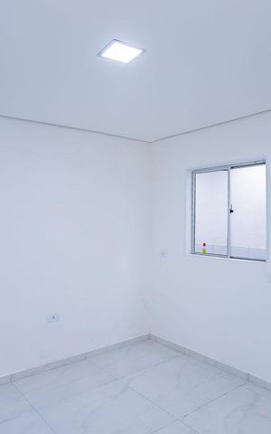Casa à venda com 100m², 2 quartos e sem vaga Casa à venda com 100m², 2 quartos e sem vagaSala