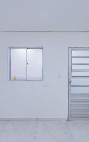 Casa à venda com 100m², 2 quartos e sem vaga Casa à venda com 100m², 2 quartos e sem vagaSala