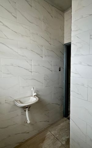 Casa à venda com 60m², 2 quartos e sem vagaBanheiro