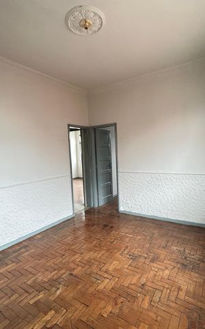 Casa à venda com 60m², 2 quartos e sem vagaSala