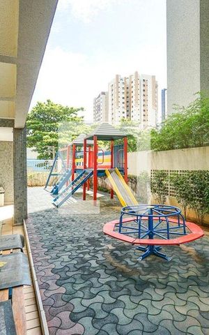 Apartamento à venda com 93m², 3 quartos e 3 vagas Apartamento à venda com 93m², 3 quartos e 3 vagasÁrea comum - Playground