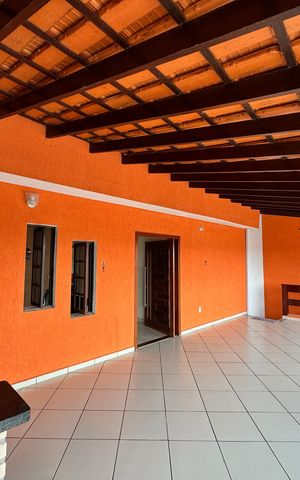 Casa para alugar com 140m², 3 quartos e 1 vaga Casa para alugar com 140m², 3 quartos e 1 vagaVaranda