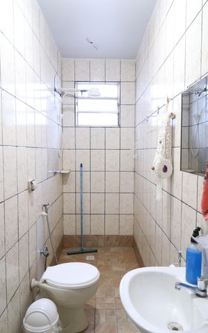 Casa para alugar com 150m², 3 quartos e 3 vagasBanheiro Social