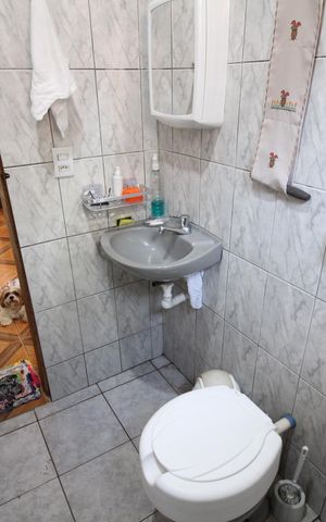 Casa à venda com 600m², 2 quartos e 1 vagaBanheiro