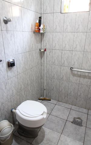 Casa à venda com 600m², 2 quartos e 1 vagaBanheiro