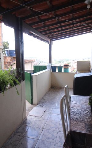 Casa à venda com 600m², 2 quartos e 1 vagaÁrea de Serviço