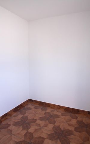 Casa à venda com 600m², 2 quartos e 1 vagaQuarto 1 Casa 2