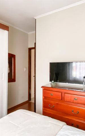 Casa à venda com 145m², 3 quartos e 2 vagas Casa à venda com 145m², 3 quartos e 2 vagasQuarto 1