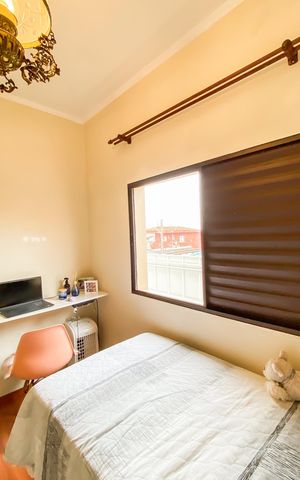 Casa à venda com 145m², 3 quartos e 2 vagas Casa à venda com 145m², 3 quartos e 2 vagasQuarto 2