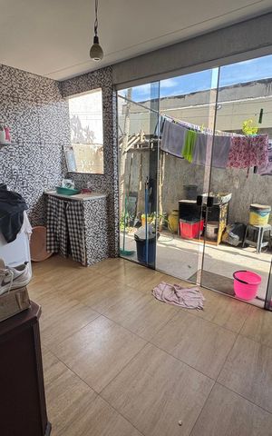 Casa à venda com 210m², 4 quartos e 4 vagas