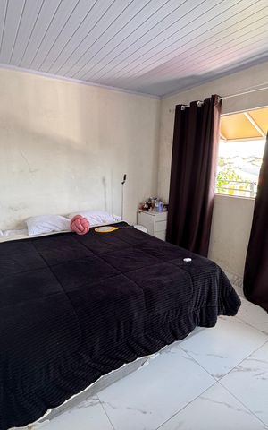 Casa à venda com 210m², 4 quartos e 4 vagas