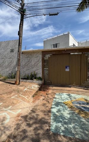 Casa à venda com 210m², 4 quartos e 4 vagas