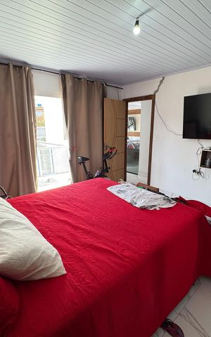 Casa à venda com 210m², 4 quartos e 4 vagas