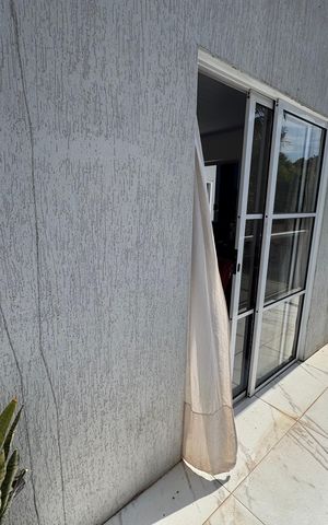 Casa à venda com 210m², 4 quartos e 4 vagas