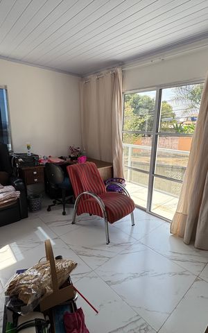 Casa à venda com 210m², 4 quartos e 4 vagas