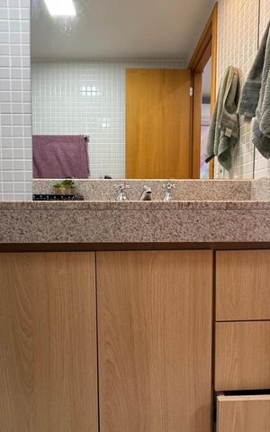Apartamento à venda com 147m², 4 quartos e 2 vagasBanheiro da Suíte 2
